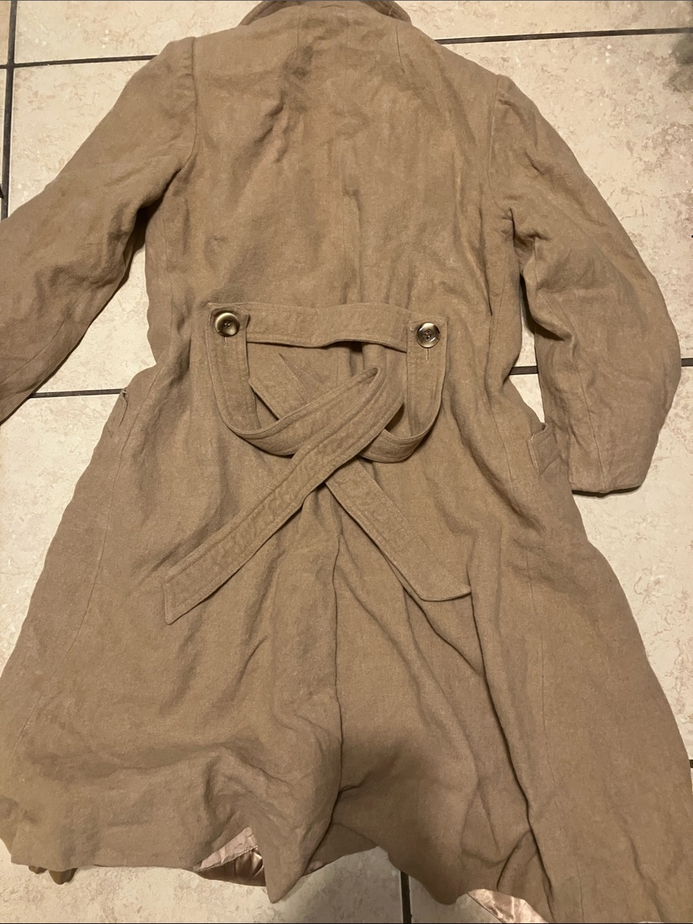 Women's Tan Long Coat - Classic Single-Breasted Style